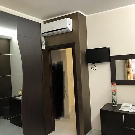 Casa Angela Авола
